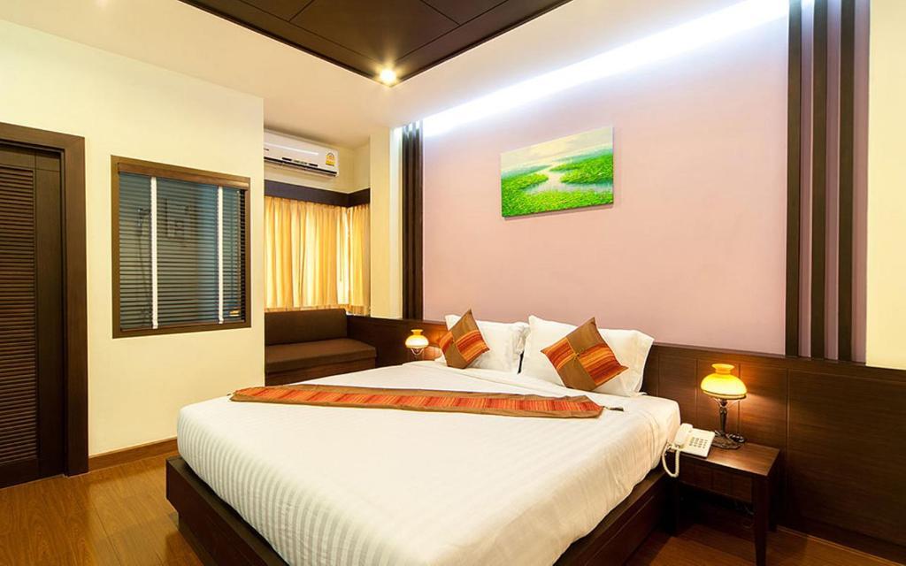 Tara Place Hotel Бангкок Номер фото